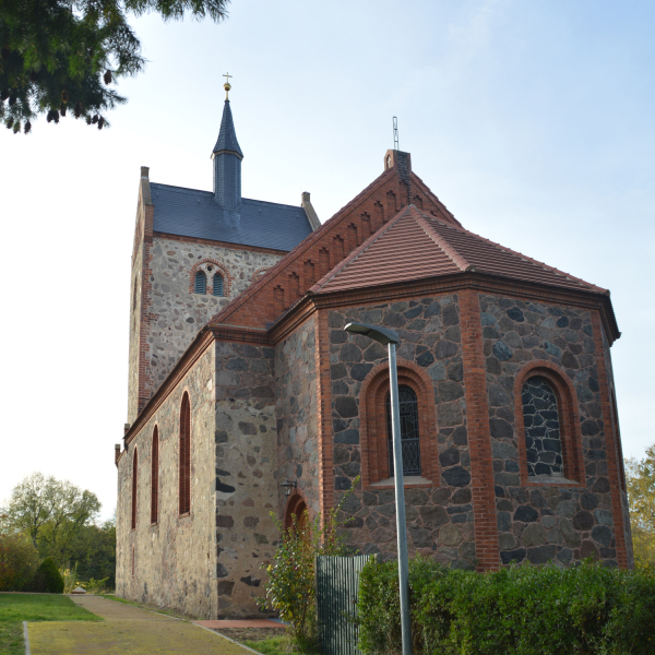 Ev. Kirche Döllen