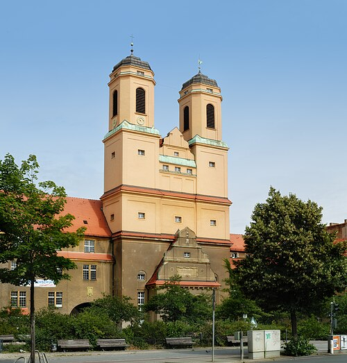 Kirche Zum Vaterhaus / Baumschulenweg